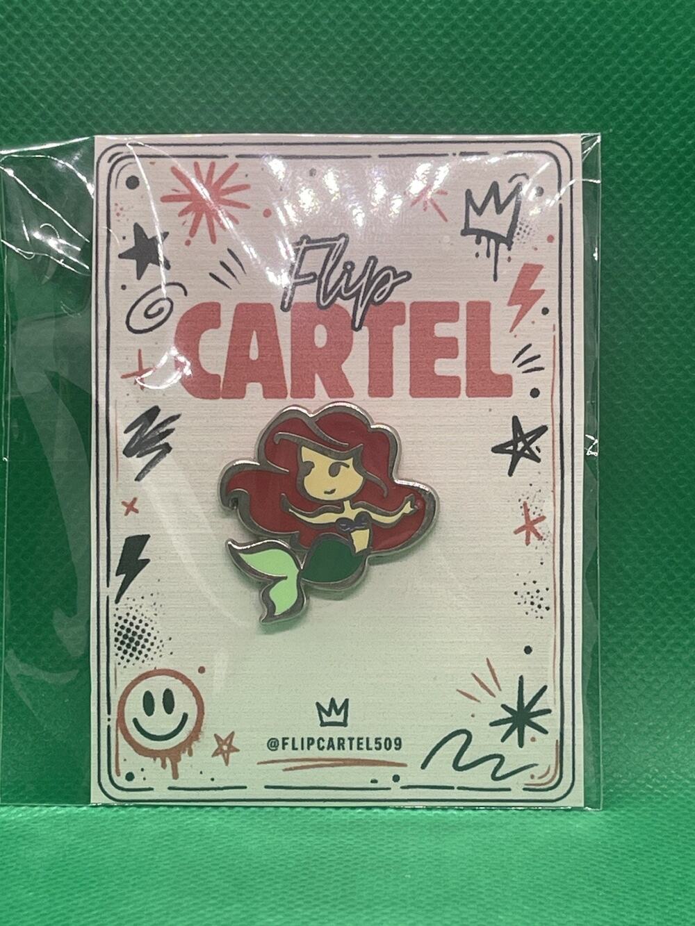 Disney Little Mermaid Ariel Enamel Hat Pin Backpack Collectible